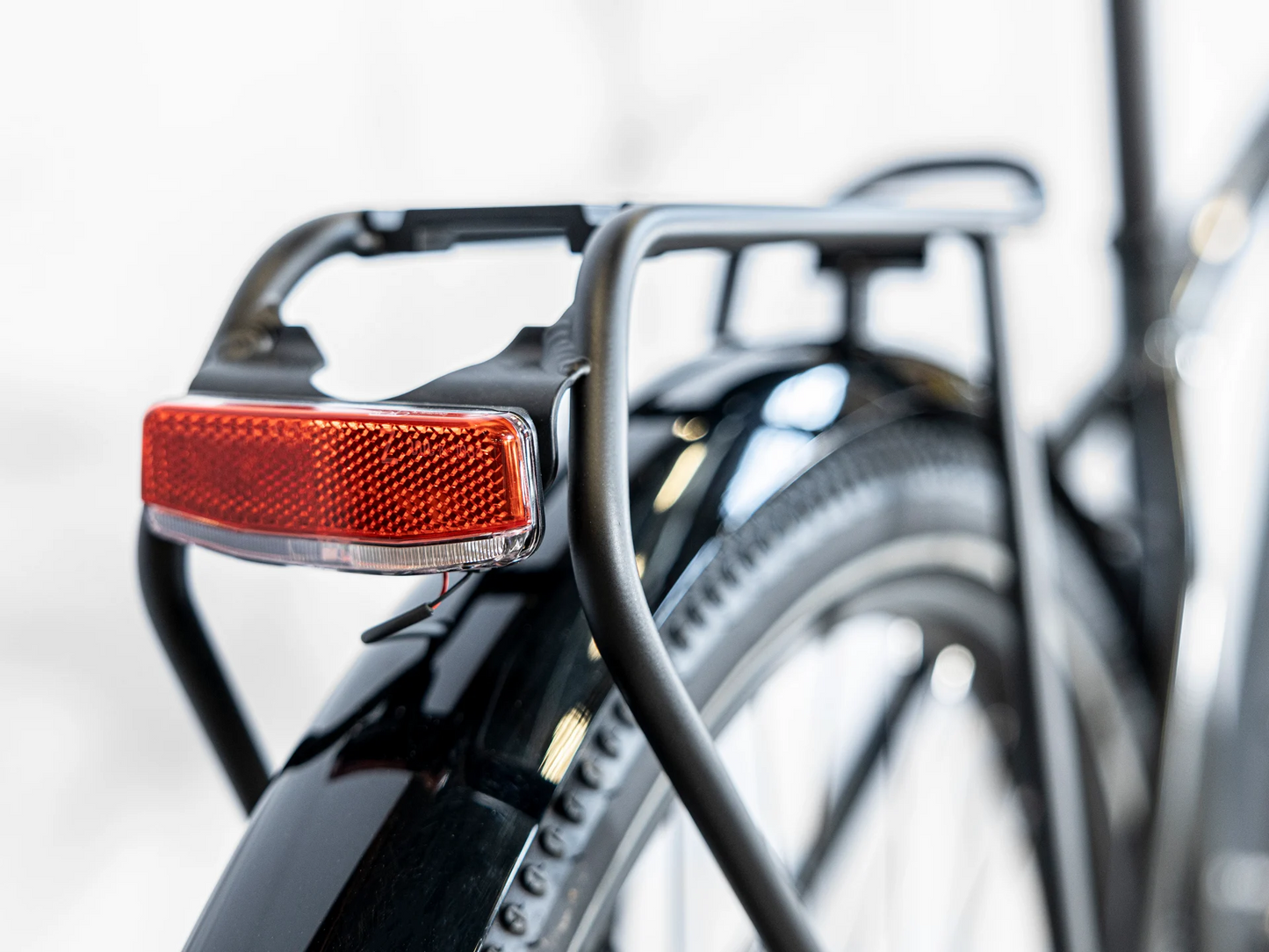 Trek Allant+ 7 2025 (Lithium Grey)